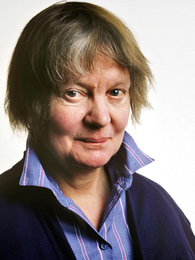 Portrait image of Iris Murdoch