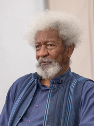 Poträttbild av Wole Soyinka