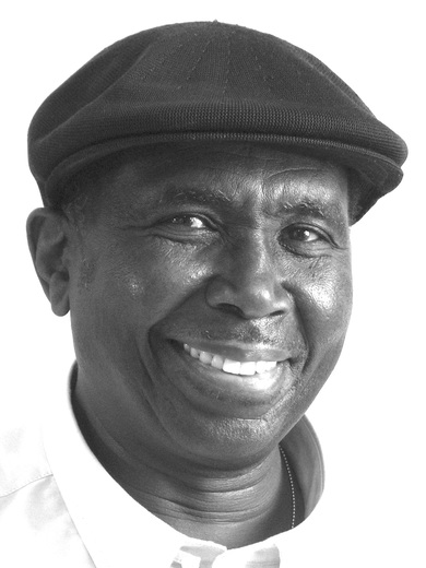 Författarporträtt av Mwangi, Meja