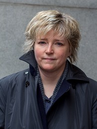 Portrait image of Karin Slaughter