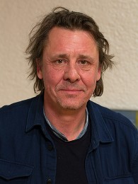 Portrait image of Peter Kihlgård